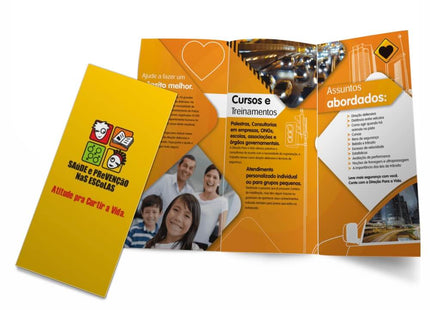 Folders E Mala Direta Couchê 150G Sem Verniz 2 Dobras