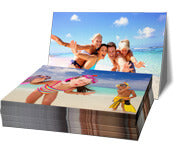 Impressão De Fotos  Couchê Fosco 210G Verniz Uv Total Retangular 150X210Mm 4X0